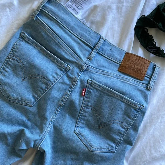 Levi’s skinny jeans - Picture 3 of 4